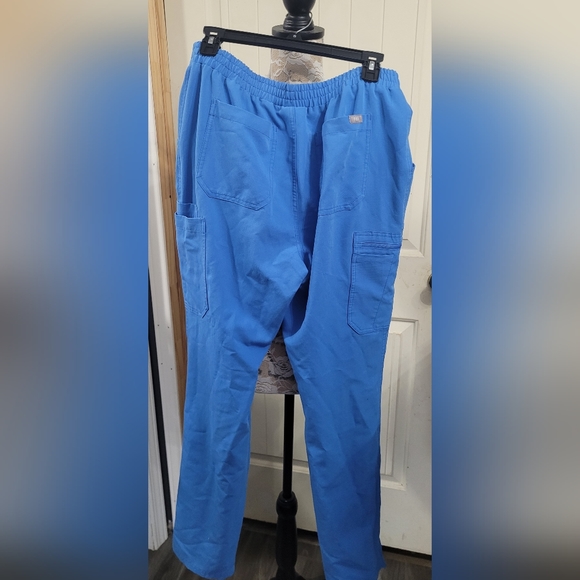 FIGS WOMEN'S SCRUB PANTS - Picture 7 of 9